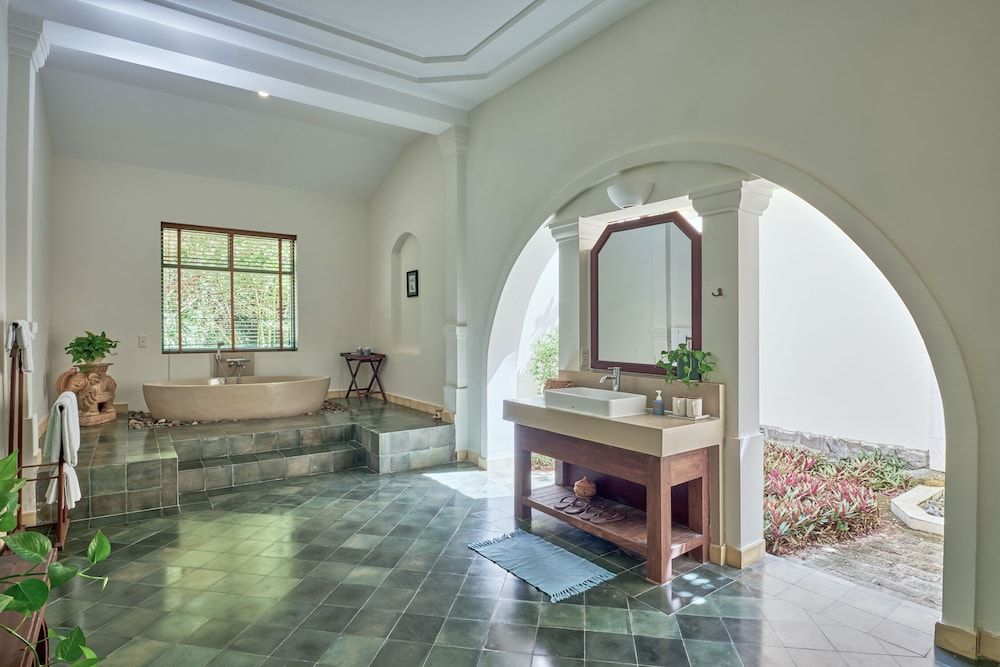 Poulo Condor Boutique Resort and Spa