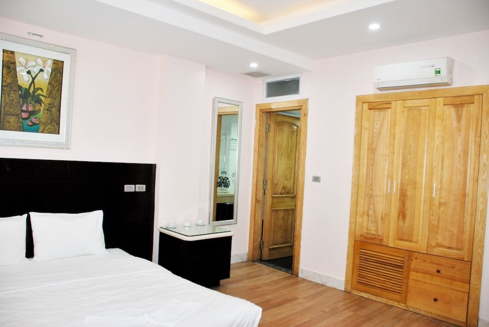 NICE Hotel Standard Double Room 2