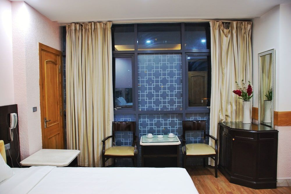 NICE Hotel Deluxe Double Room 3