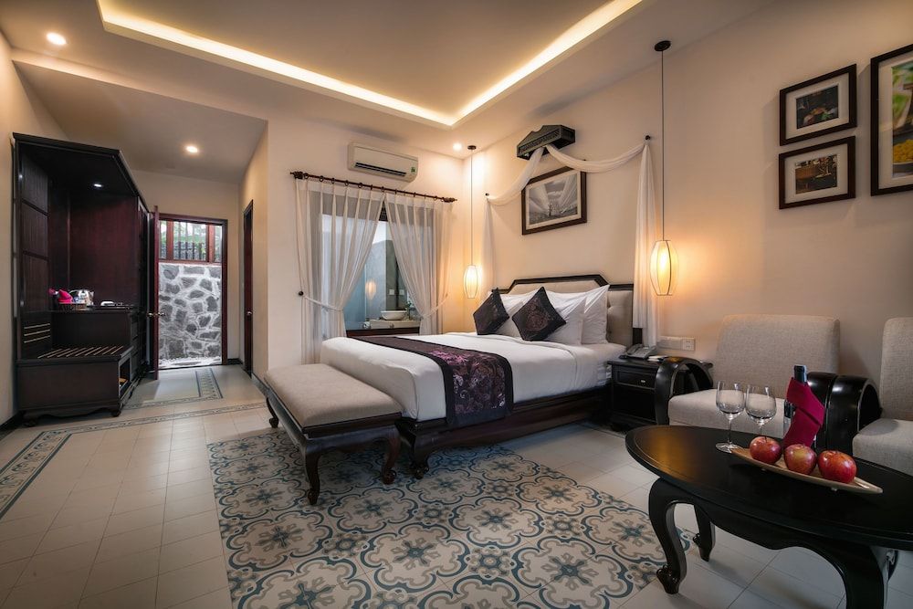 Charm Villa Suite, Pool View
