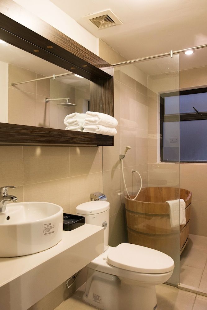 undefined Hoa Binh Hotel 2