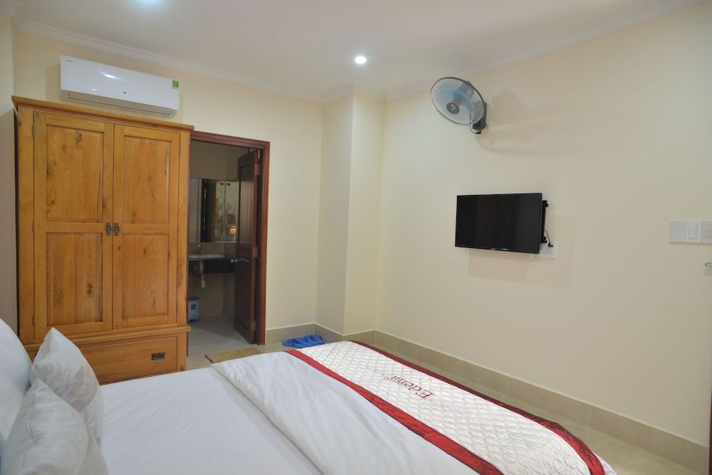 undefined Atana Hotel 10