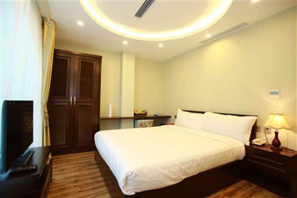 undefined Mayfair Hotel & Apartment Hanoi 8