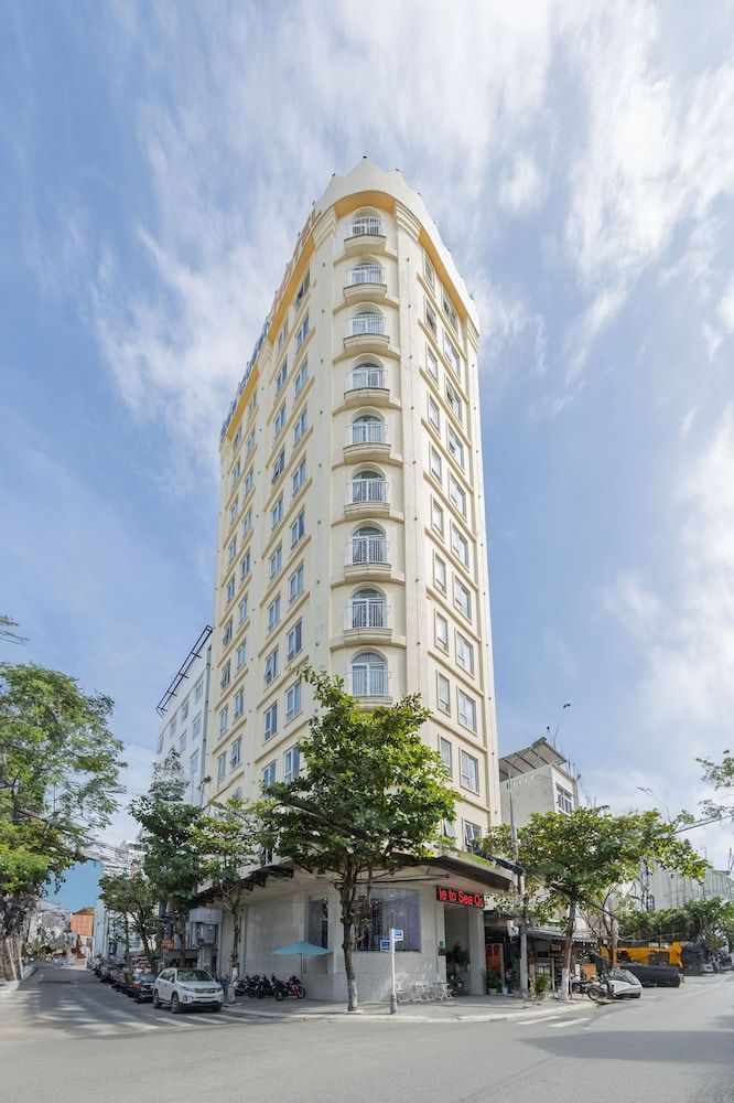 undefined Sea Queen Hotel 2