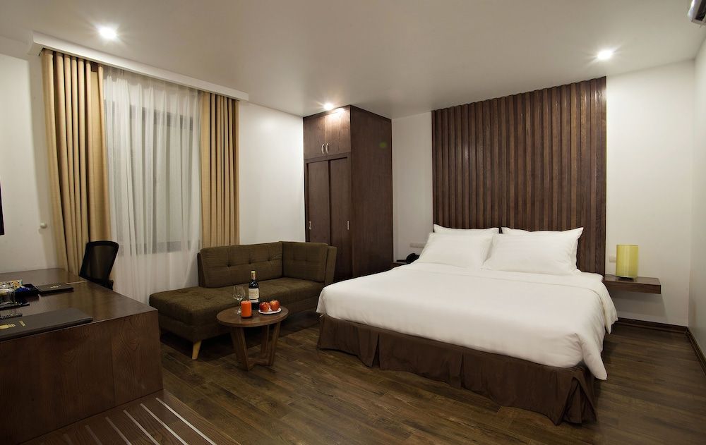 Inearth Hotel Hanoi Superior Double Room, 1 King Bed