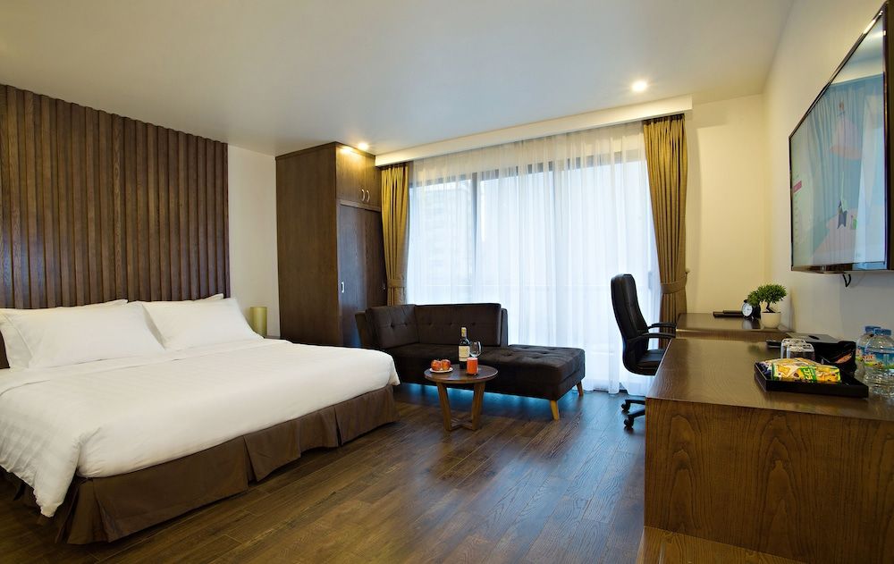 Inearth Hotel Hanoi Superior Double Room, 1 King Bed 6