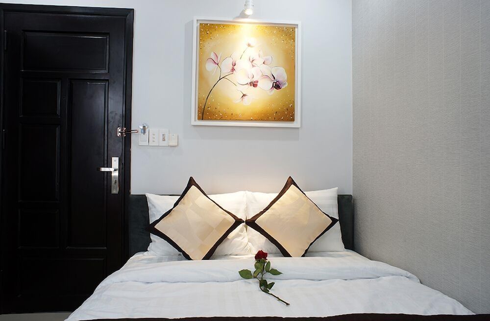 Hanoi Blue Hotel - The Water Front Standard Double Room, City View 3