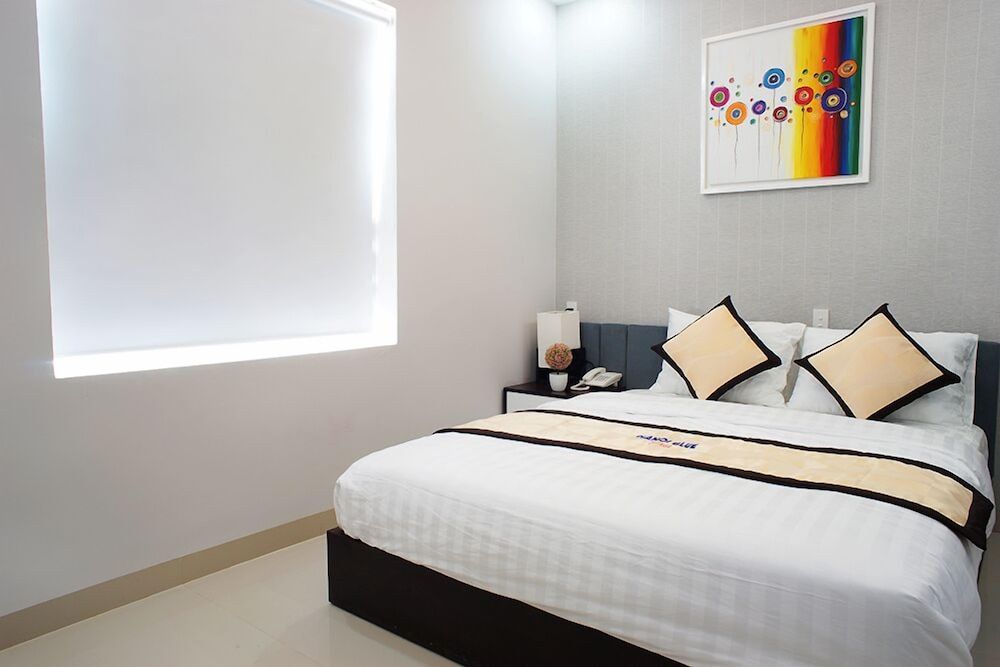 Hanoi Blue Hotel - The Water Front Standard Double Room, City View 4