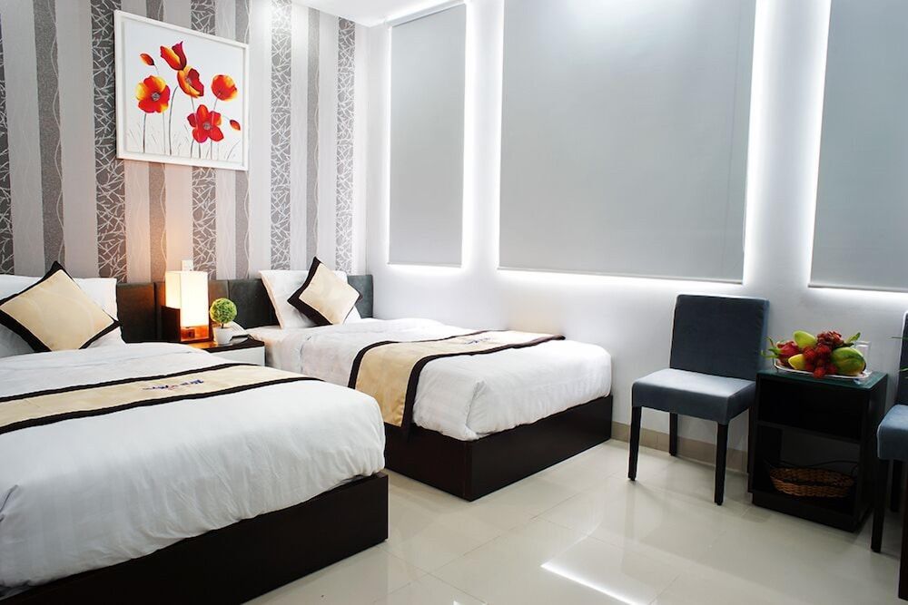 Hanoi Blue Hotel - The Water Front Superior Twin Room, City View 4