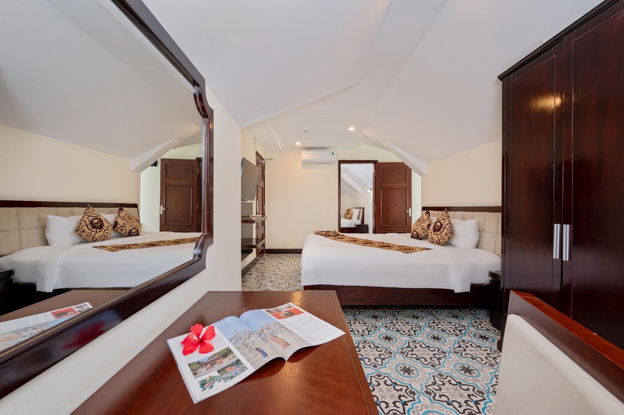 Deluxe Family Connecting Room