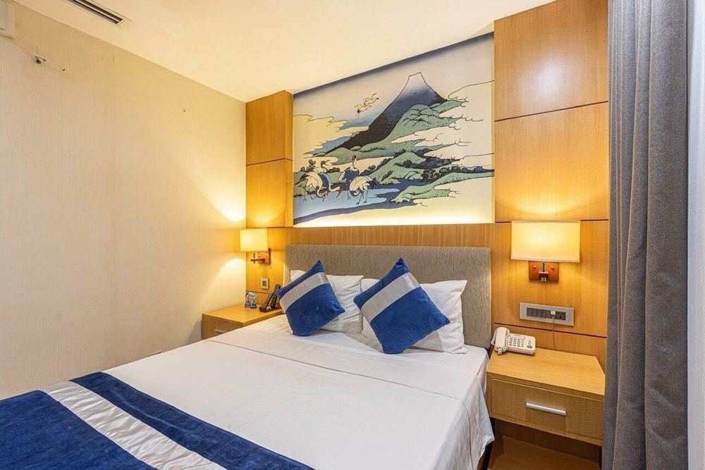 Halo Hanoi Hotel Standard Room 3