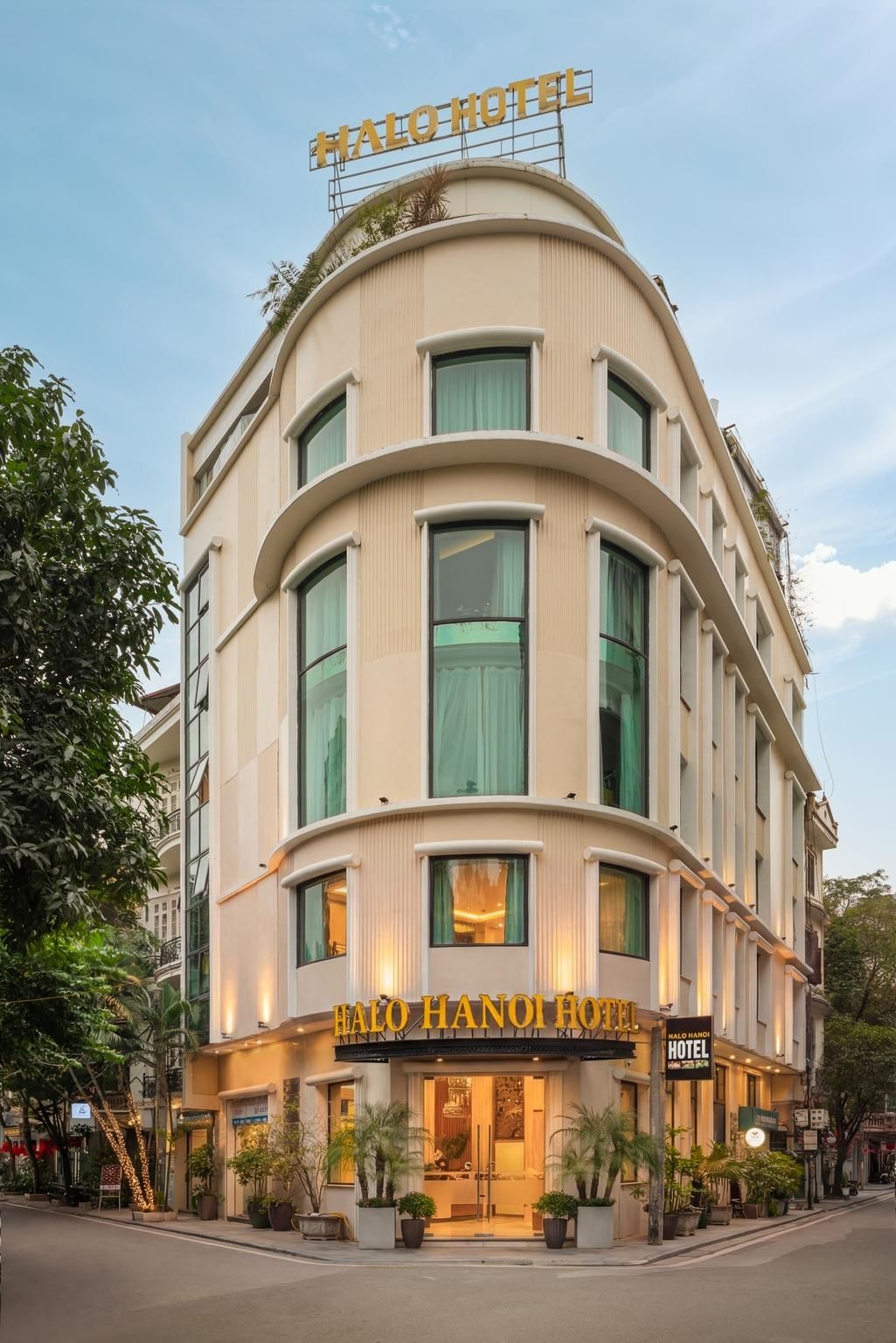 undefined Halo Hanoi Hotel 2