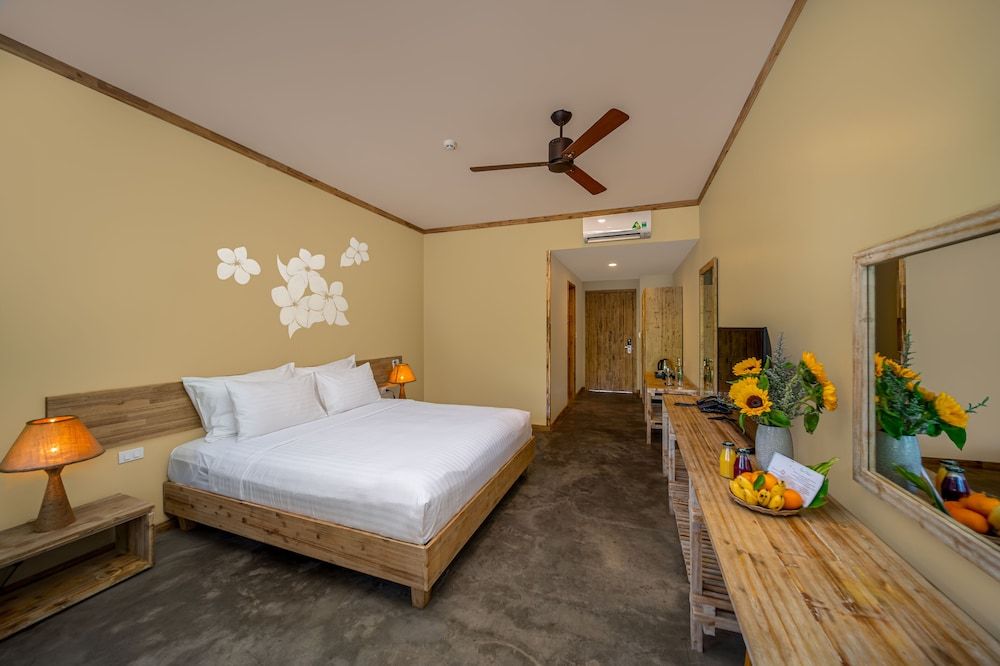 Deluxe Double Room, Garden View