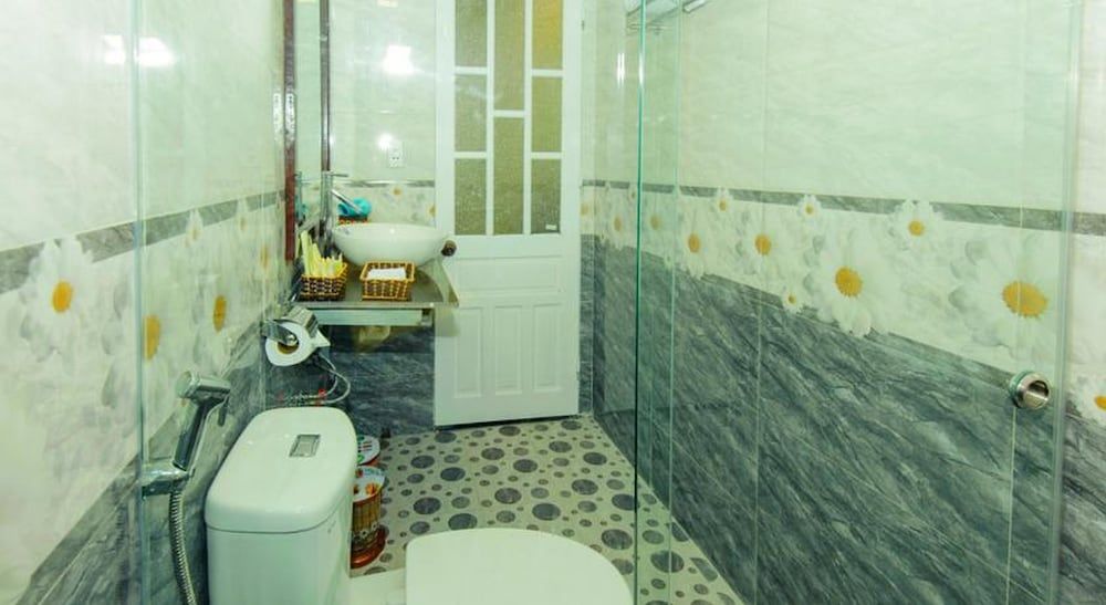 Minh Phat Homestay Double Room, Garden View 6
