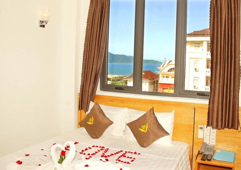 Trang Ngan Hotel Deluxe Double Room 3