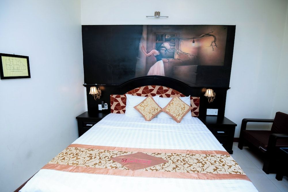Hạ Long Starlight Hotel Deluxe Double Room 6