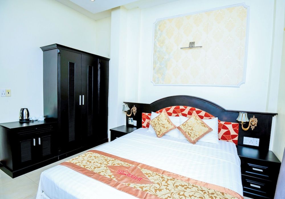 Hạ Long Starlight Hotel Basic Double Room 5