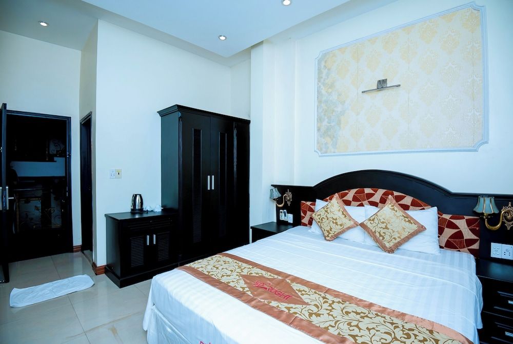 Hạ Long Starlight Hotel Basic Double Room 6