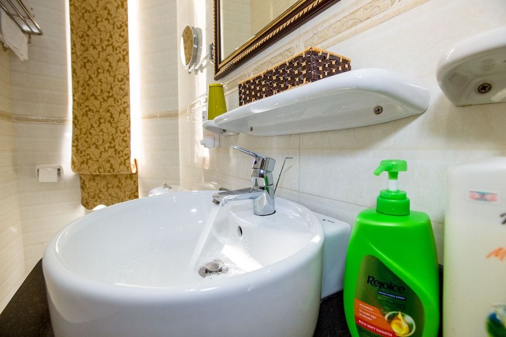 Hạ Long Starlight Hotel Superior Double or Twin Room 13