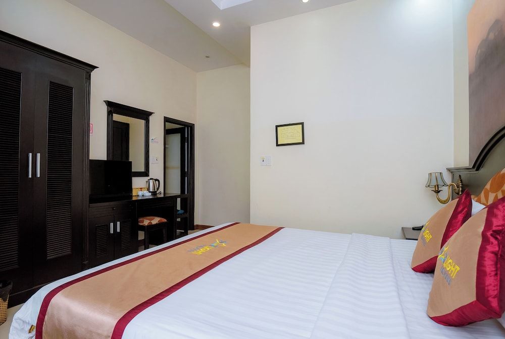 Hạ Long Starlight Hotel Deluxe Double Room 7