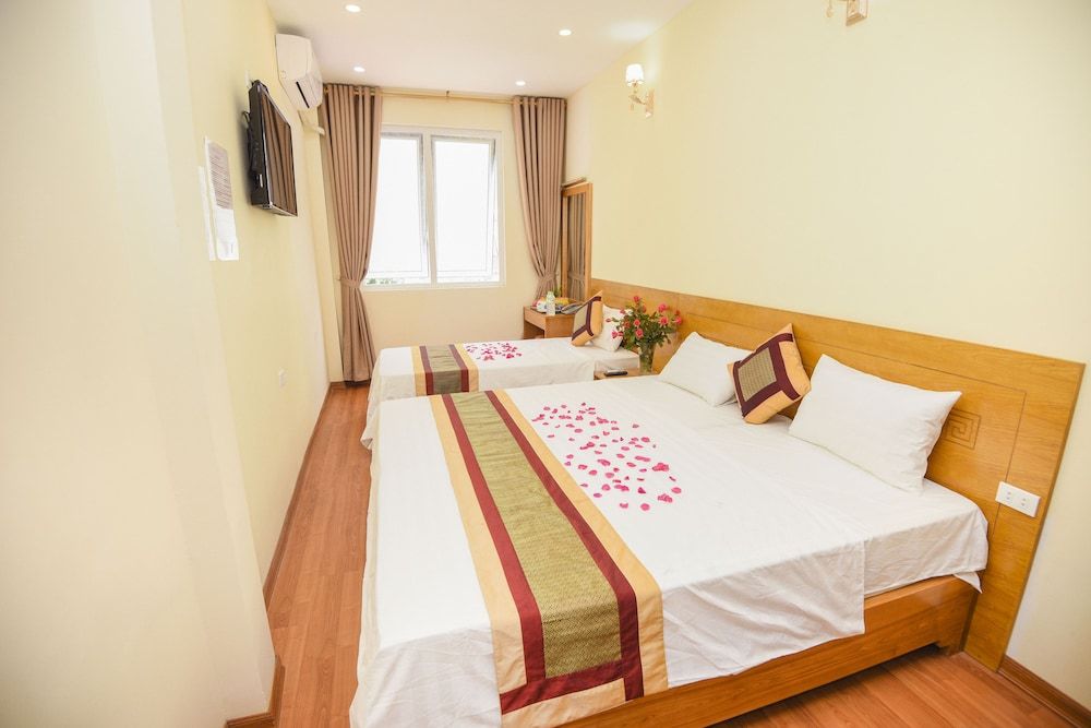 Old Town Palace Guest House Deluxe Triple Room 2