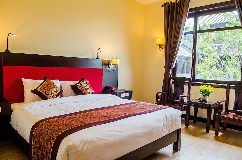 Bai Dinh Hotel Deluxe Double or Twin Room 3
