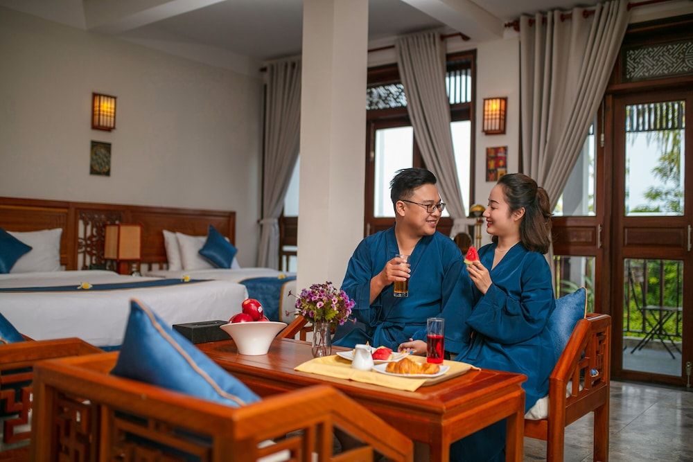 undefined Hoi An Riverside Villas & Apartments 8