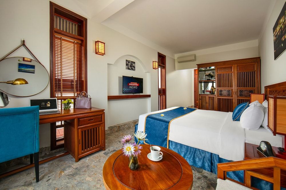 Junior Double or Twin Villa with River View