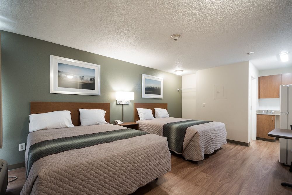 Studio, 2 Queen Beds, Non Smoking (Walk-In Shower)