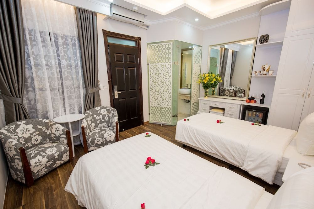 undefined Little Hanoi Deluxe Hotel 8