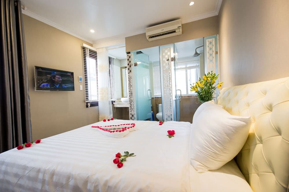 undefined Little Hanoi Deluxe Hotel 5