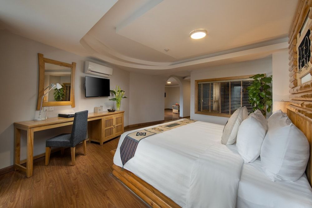 Deluxe Suite