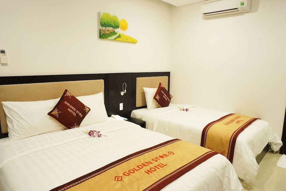undefined Golden Star Hotel 10