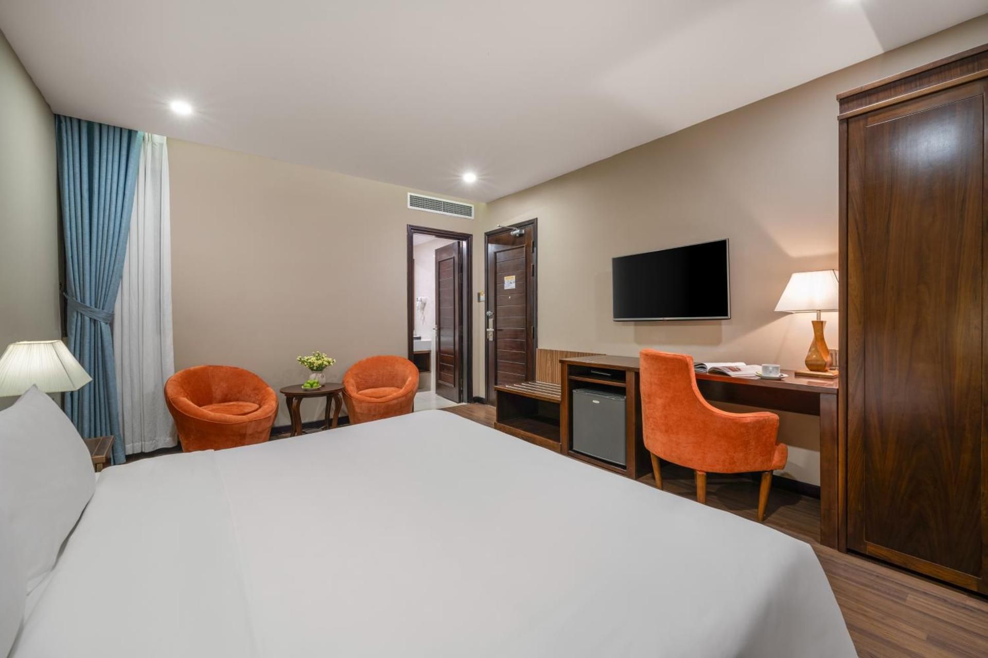 Superior Double without Window