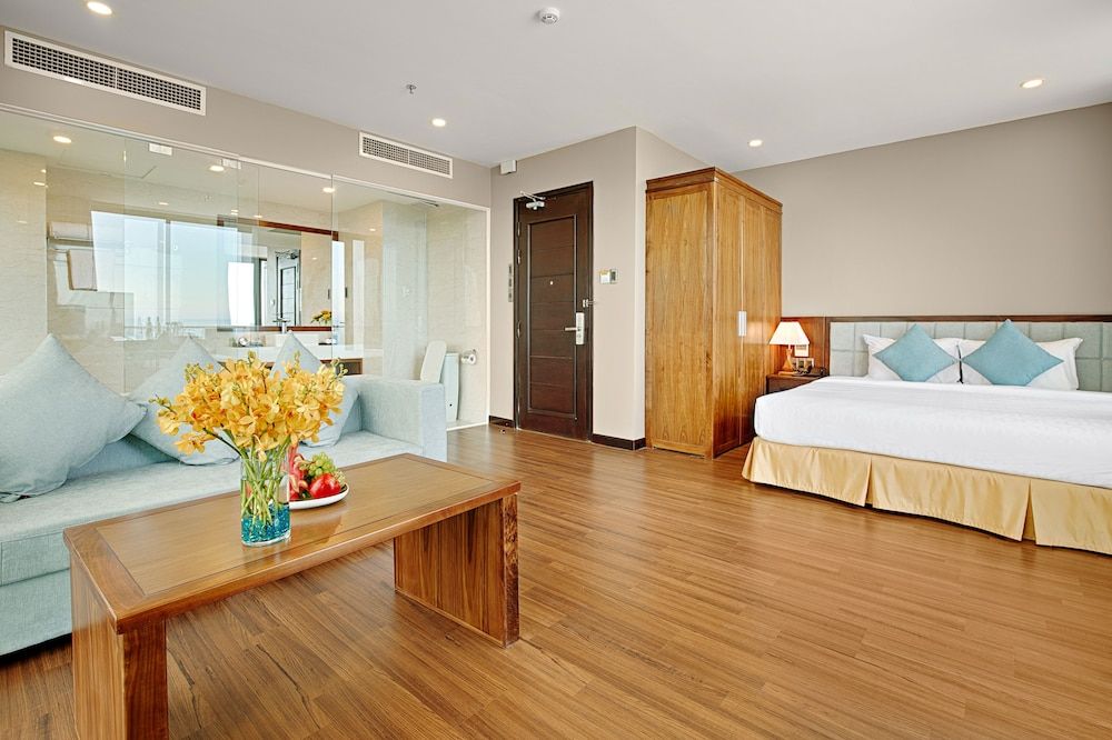 undefined Yarra Ocean Suites Danang 2