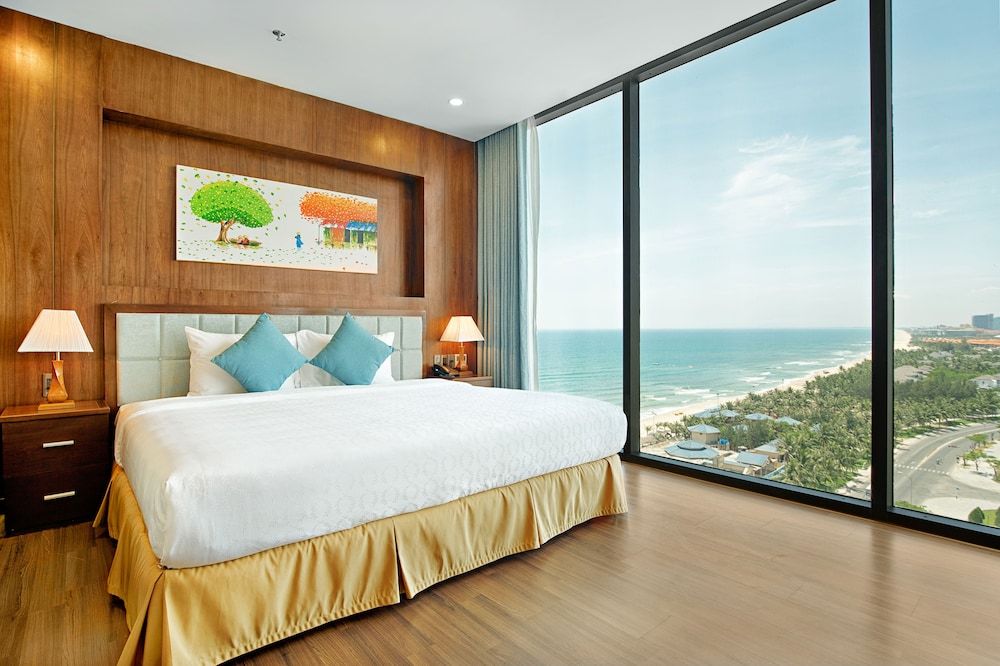 undefined Yarra Ocean Suites Danang