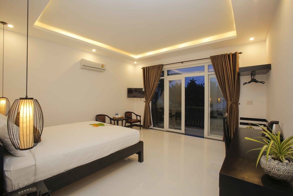undefined Hoi An Sunny Pool Villa 2