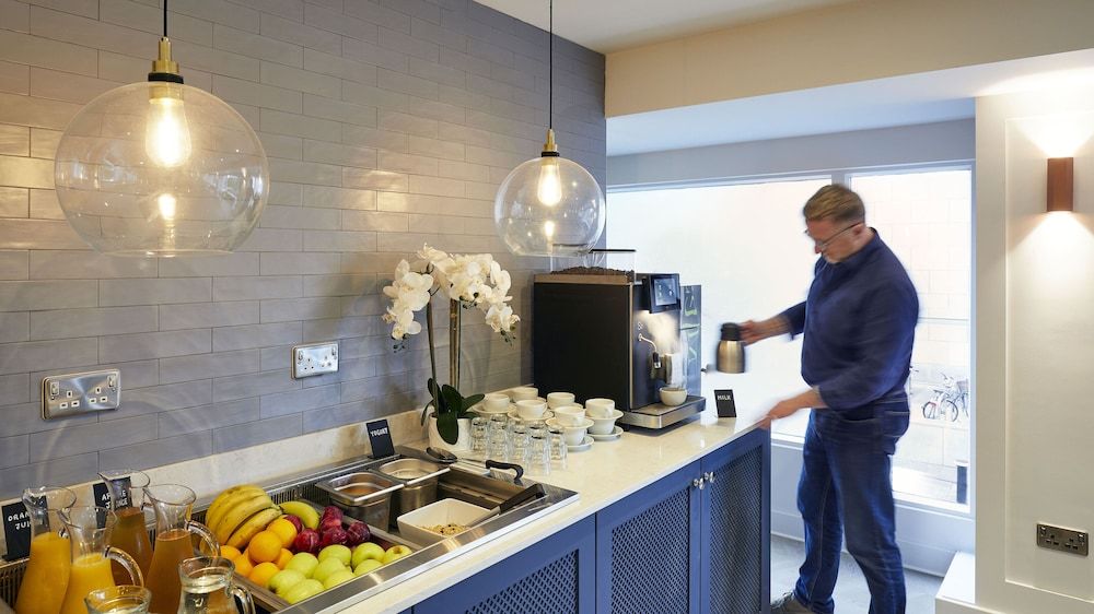 undefined Handel's Hotel 8