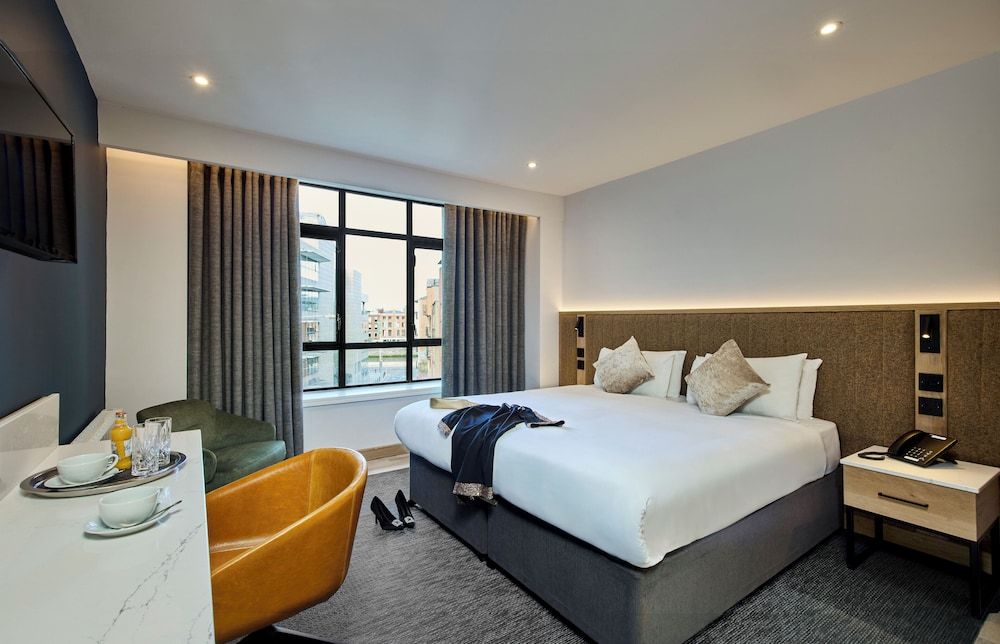 undefined Handel's Hotel 2