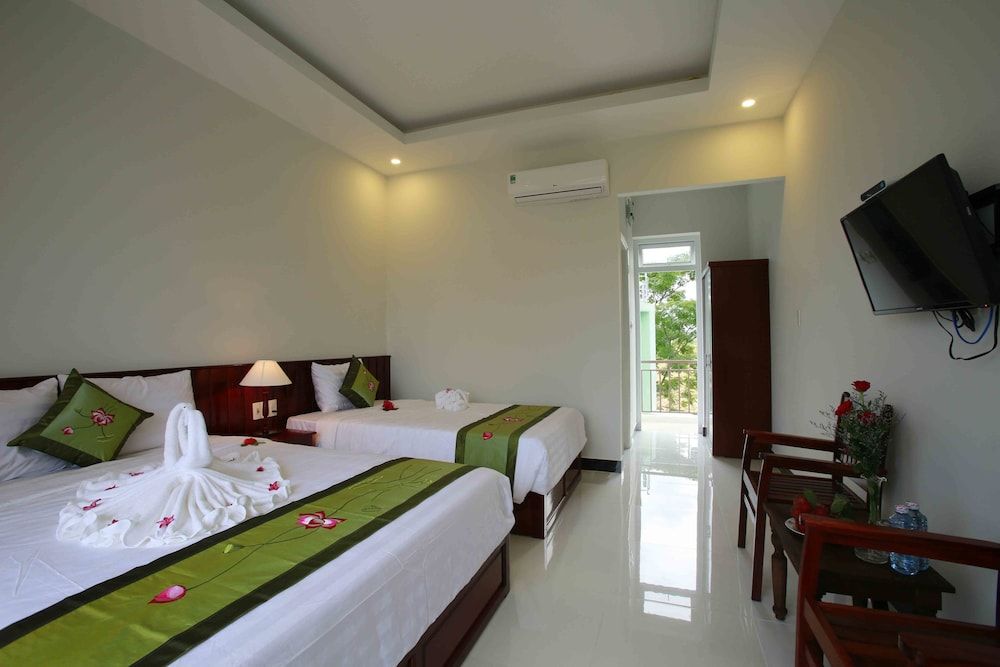 undefined La Uy Villa 4