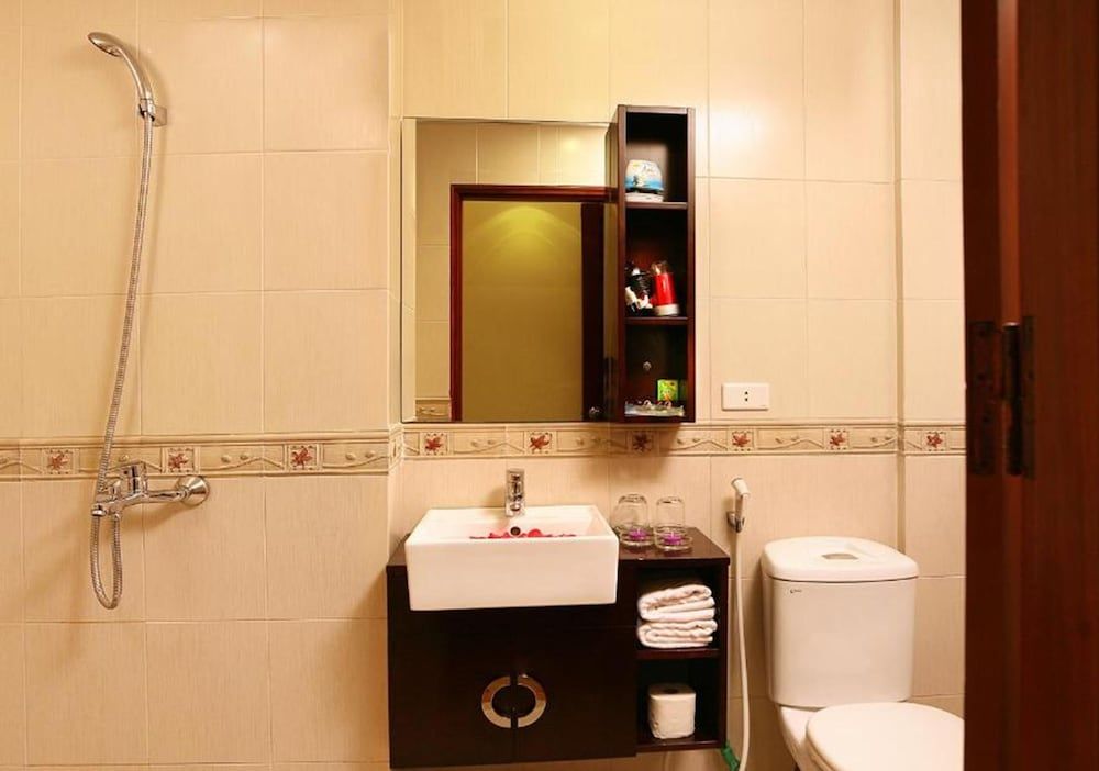 Hanoi Culture Hostel Standard Double or Twin Room 4