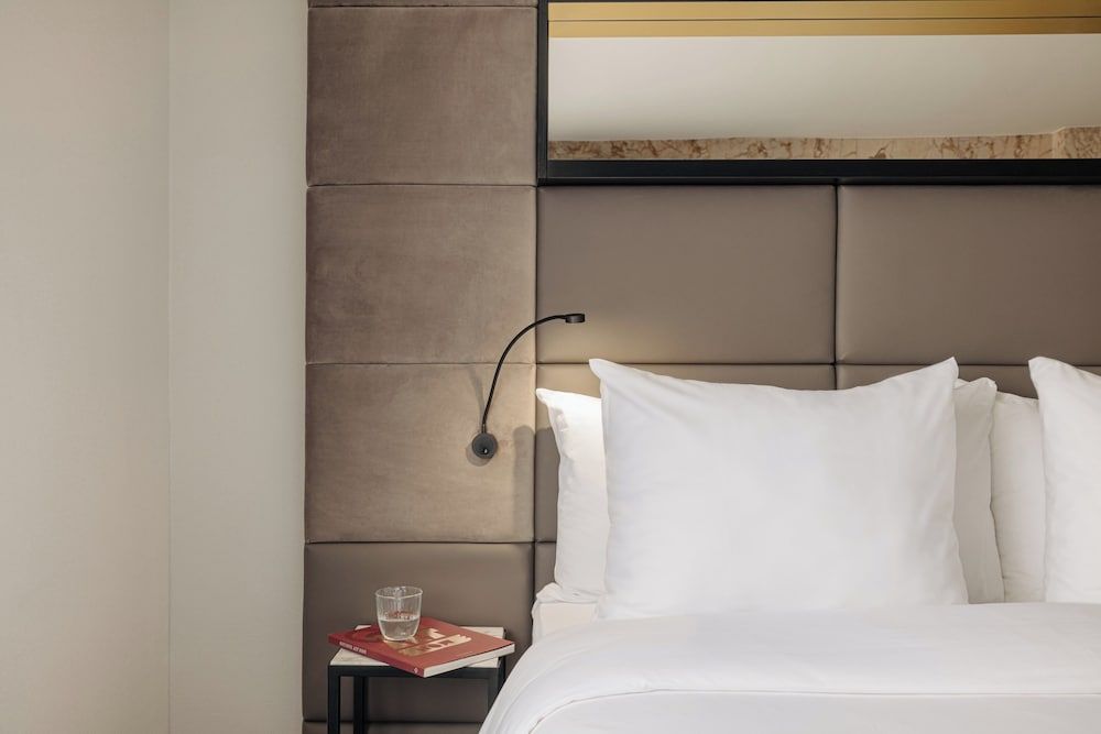 Leonardo Boutique Hotel The Lancaster Amsterdam Superior Room, 1 King Bed 4