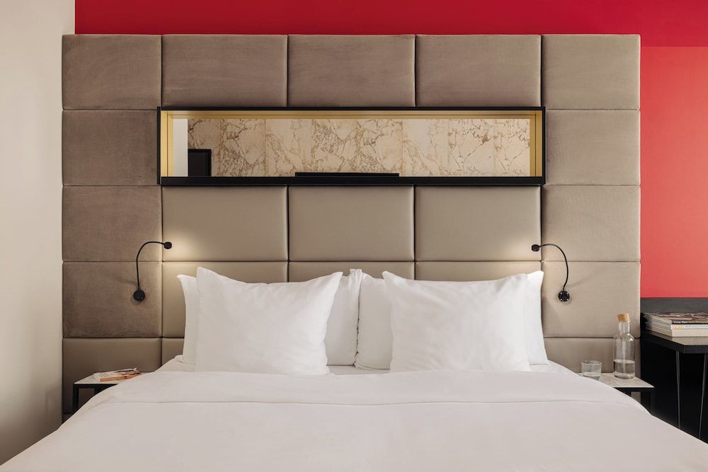 Leonardo Boutique Hotel The Lancaster Amsterdam Superior Room, 1 King Bed 3