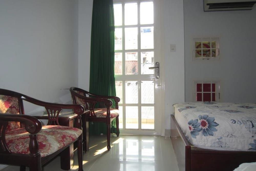 undefined Quy Thanh Hotel 3