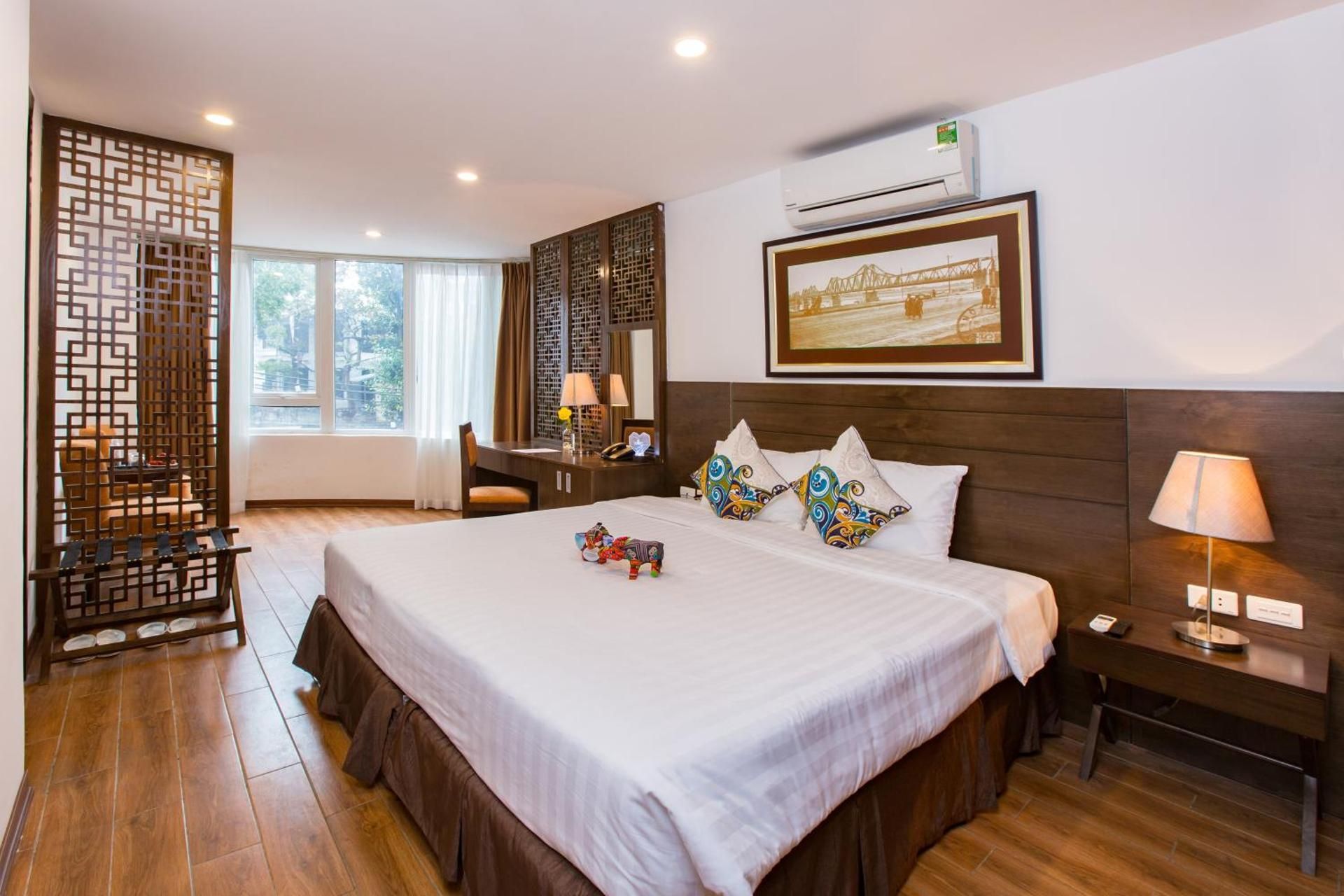 undefined Thang Long Espana Hotel 4