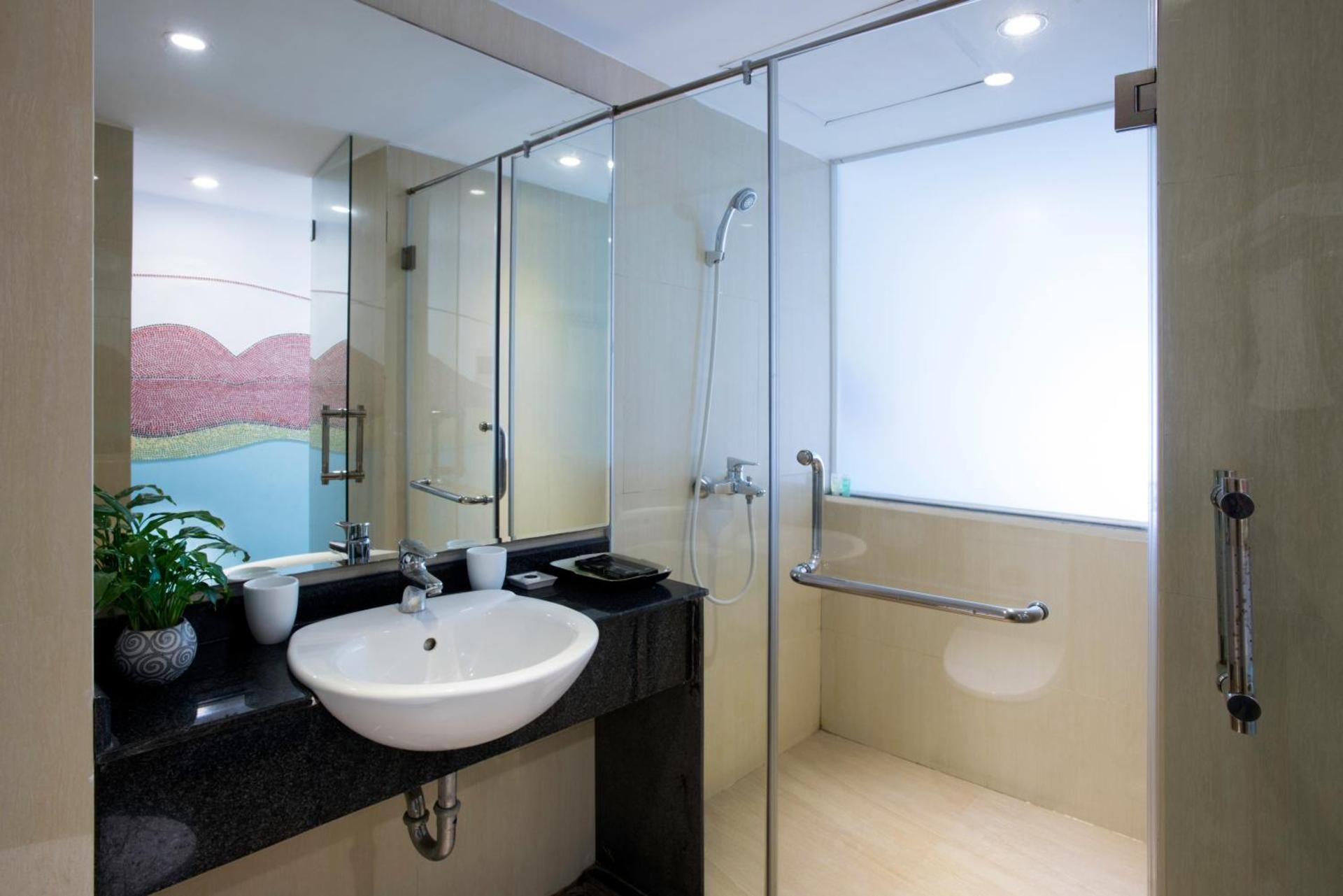 undefined Thang Long Espana Hotel 9