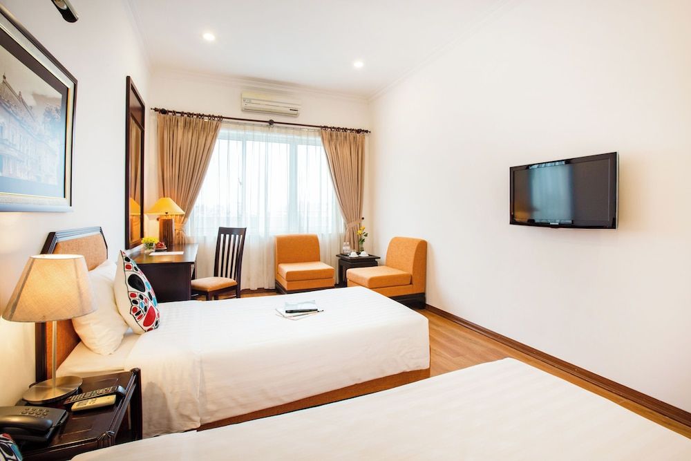 Thang Long Espana Hotel Deluxe Double or Twin Room, 1 Bedroom, City View