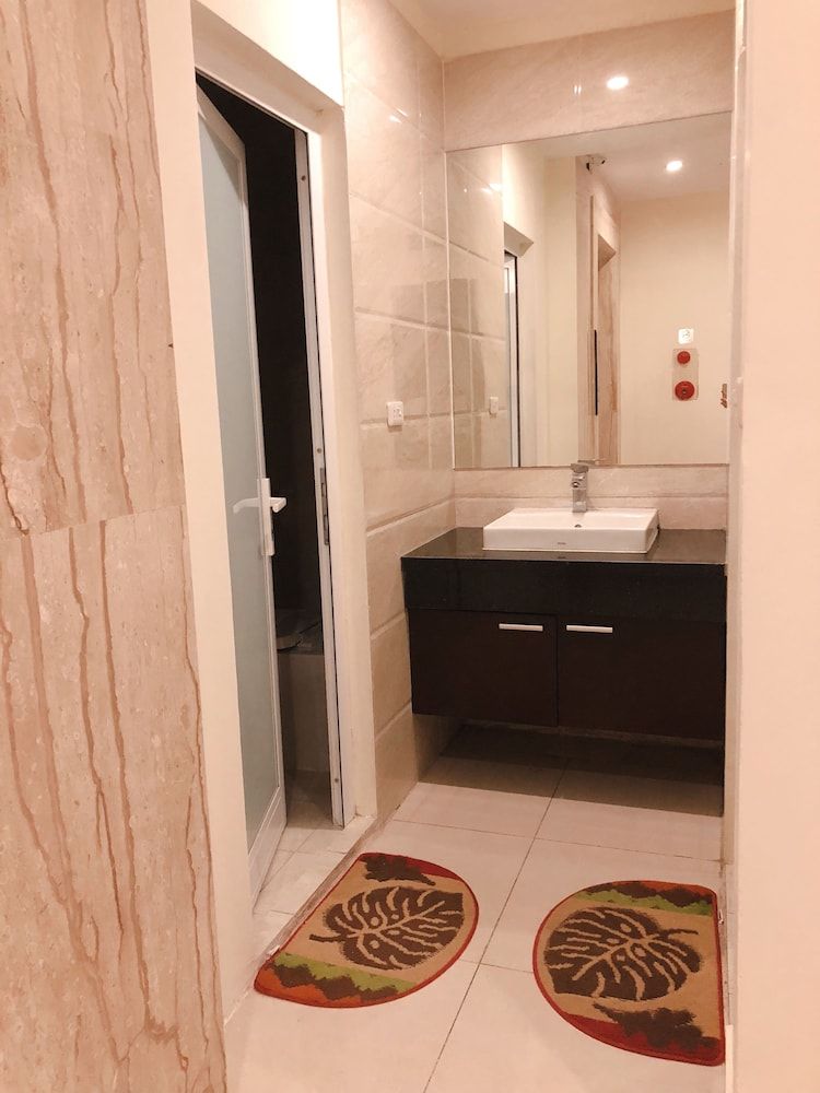 Do Thanh Home Luxury Apartment, 3 Bedrooms, Garden View, Garden Area 25