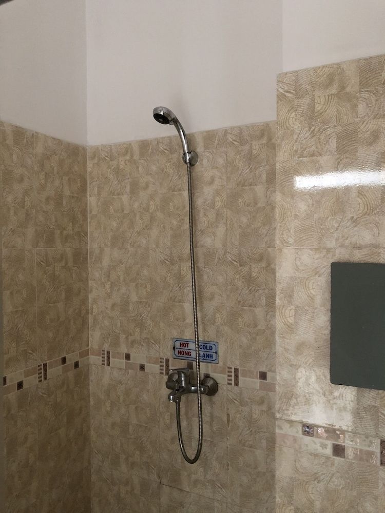 Kiet Hong Hotel Standard Room 8