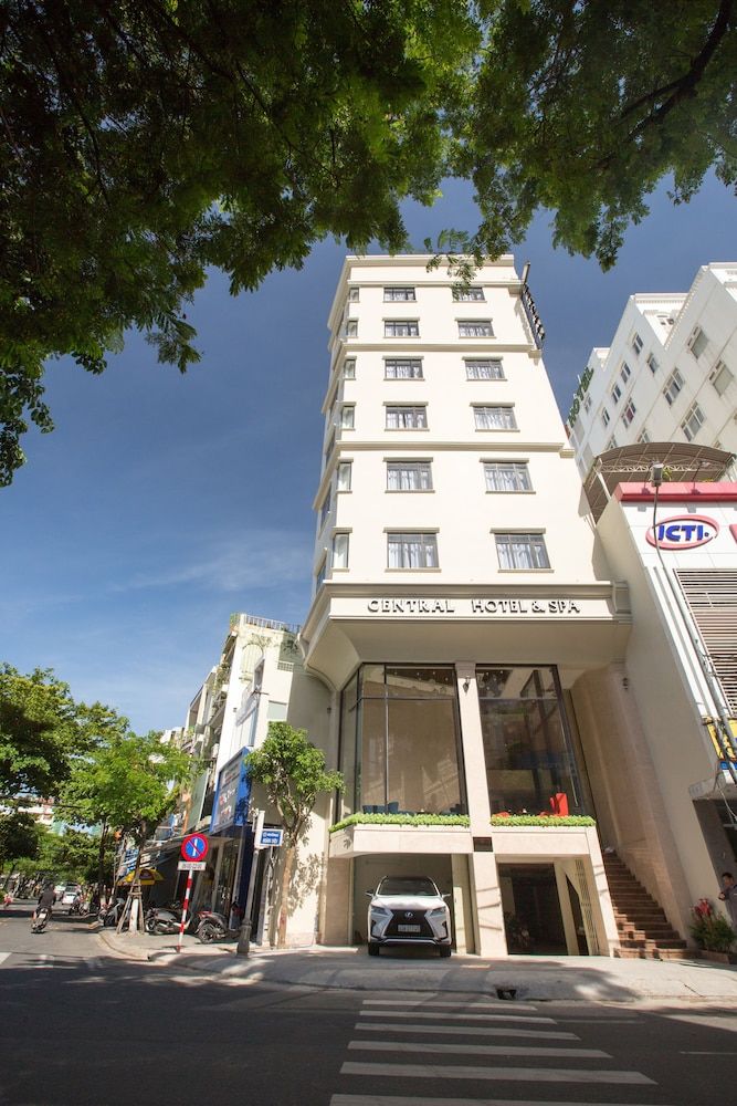 undefined Central Hotel & Spa 2